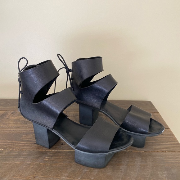 Trippen Happy Leather Platform Sandal - Picture 2 of 13
